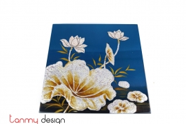 Blue square lacquer painting with eggshell lotus 20 cm